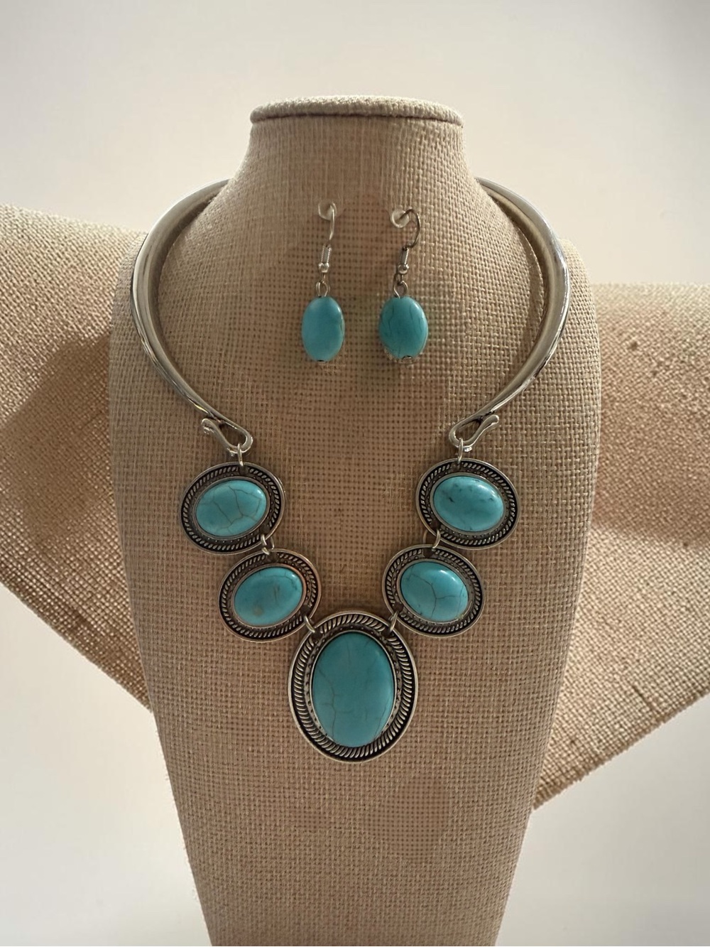 Turquoise Stone Silver-Tone Bib Necklace and Earrings